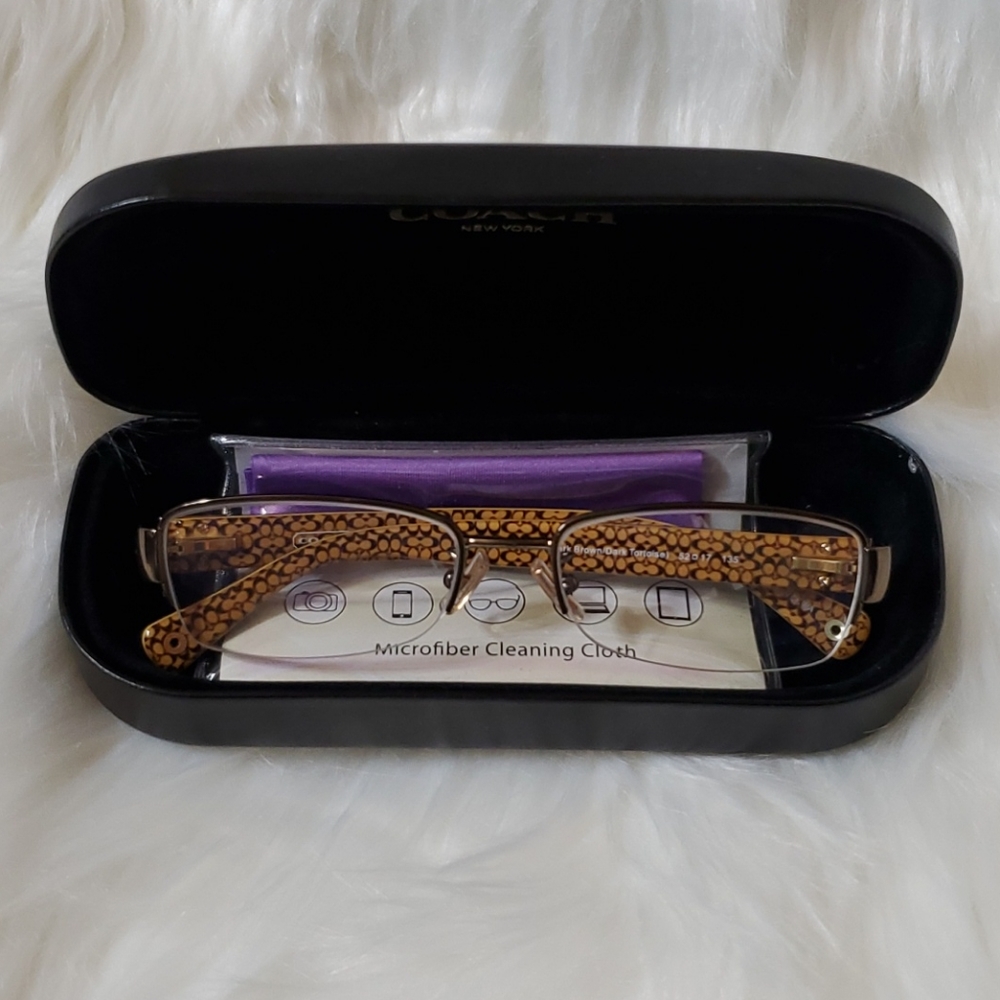 COACH GLASSES WITH CASE